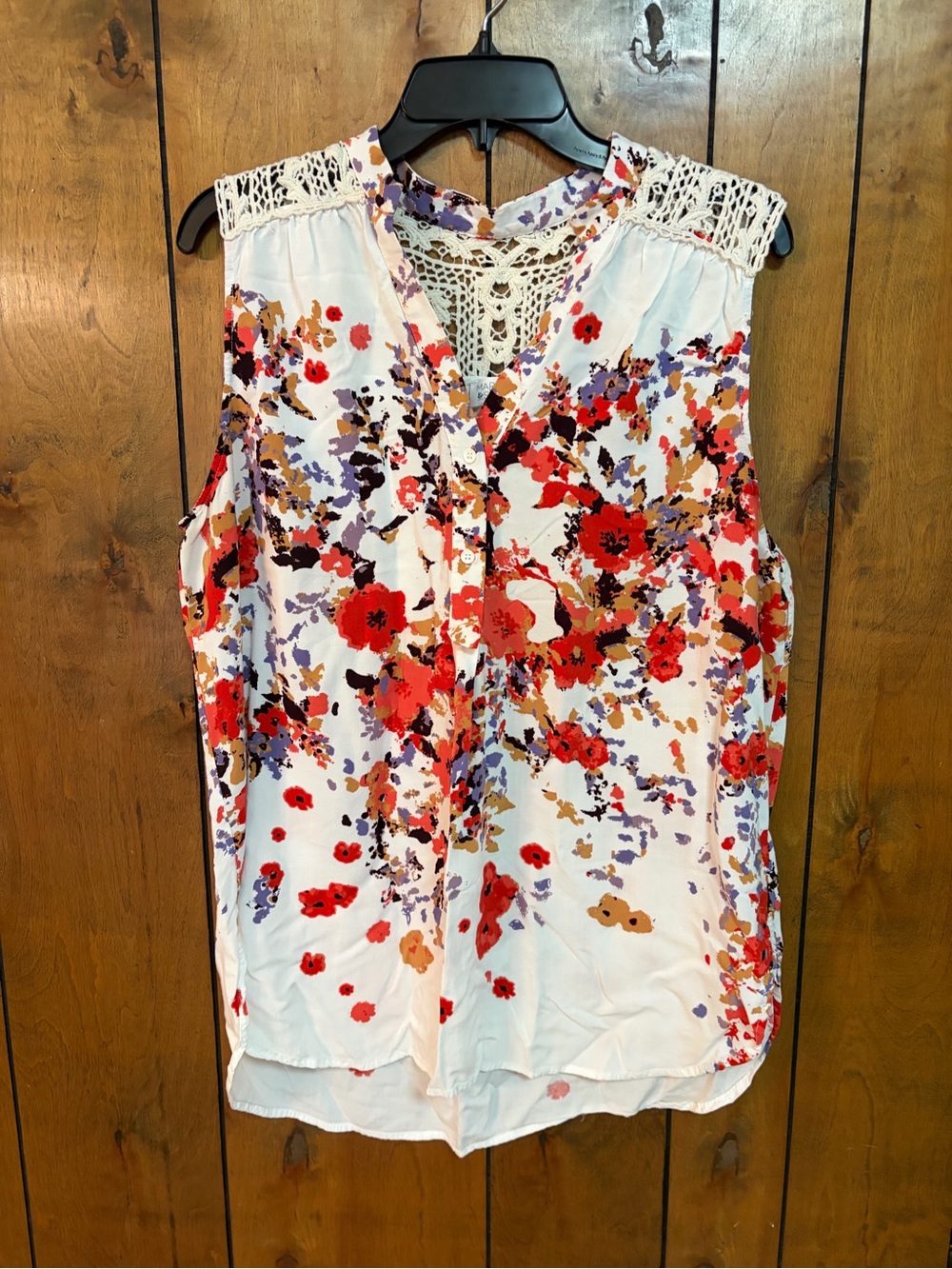 Market & Spruce White Floral Crochet Yoke Camisole